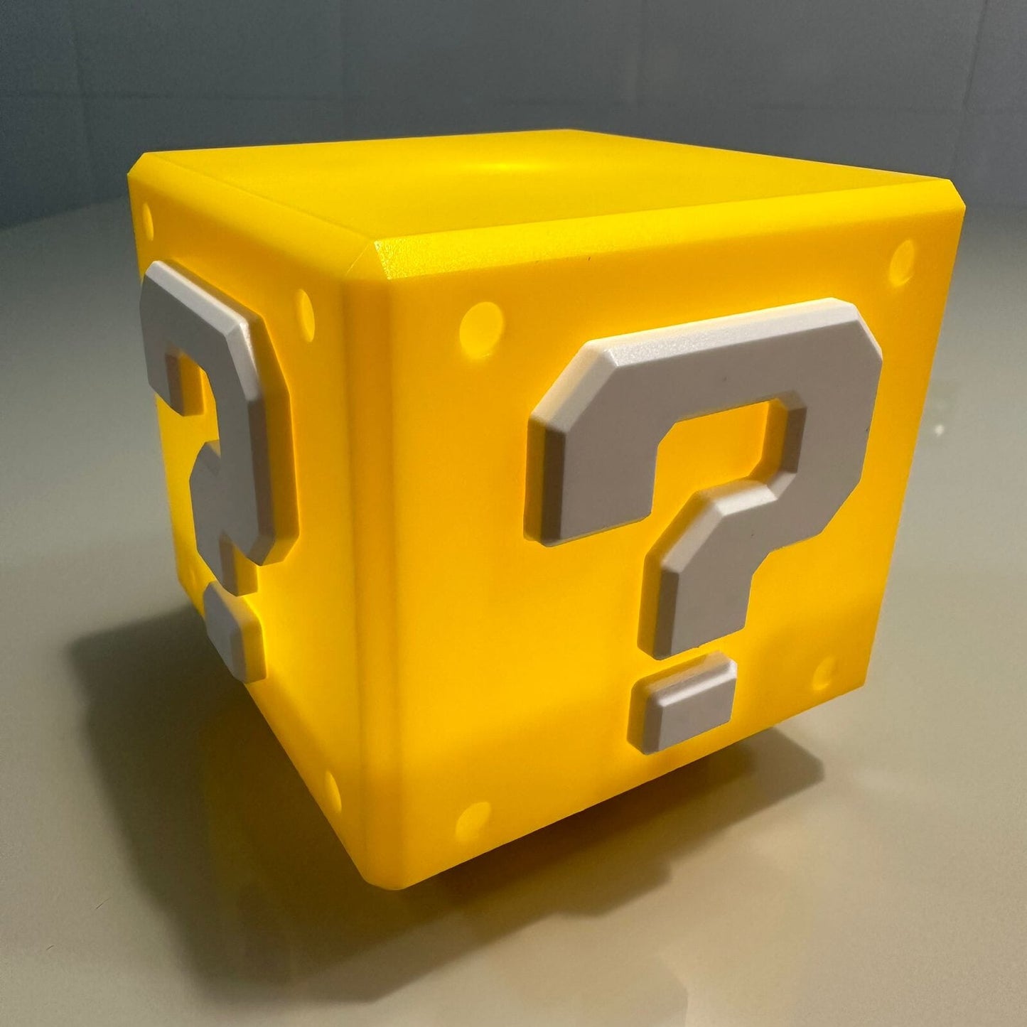 Luminária Cubo Mário USB com Sons Animados Decorativo - 0014 Conceito Kids 