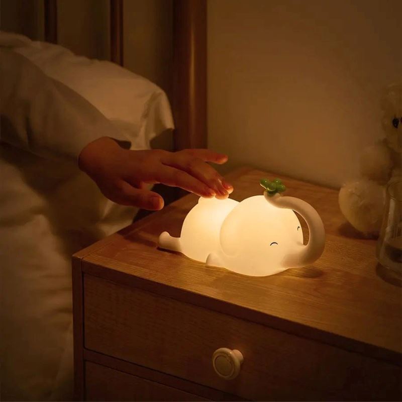 Luminária Touch em Silicone Elefante Silicone - 0009 Conceito Kids 
